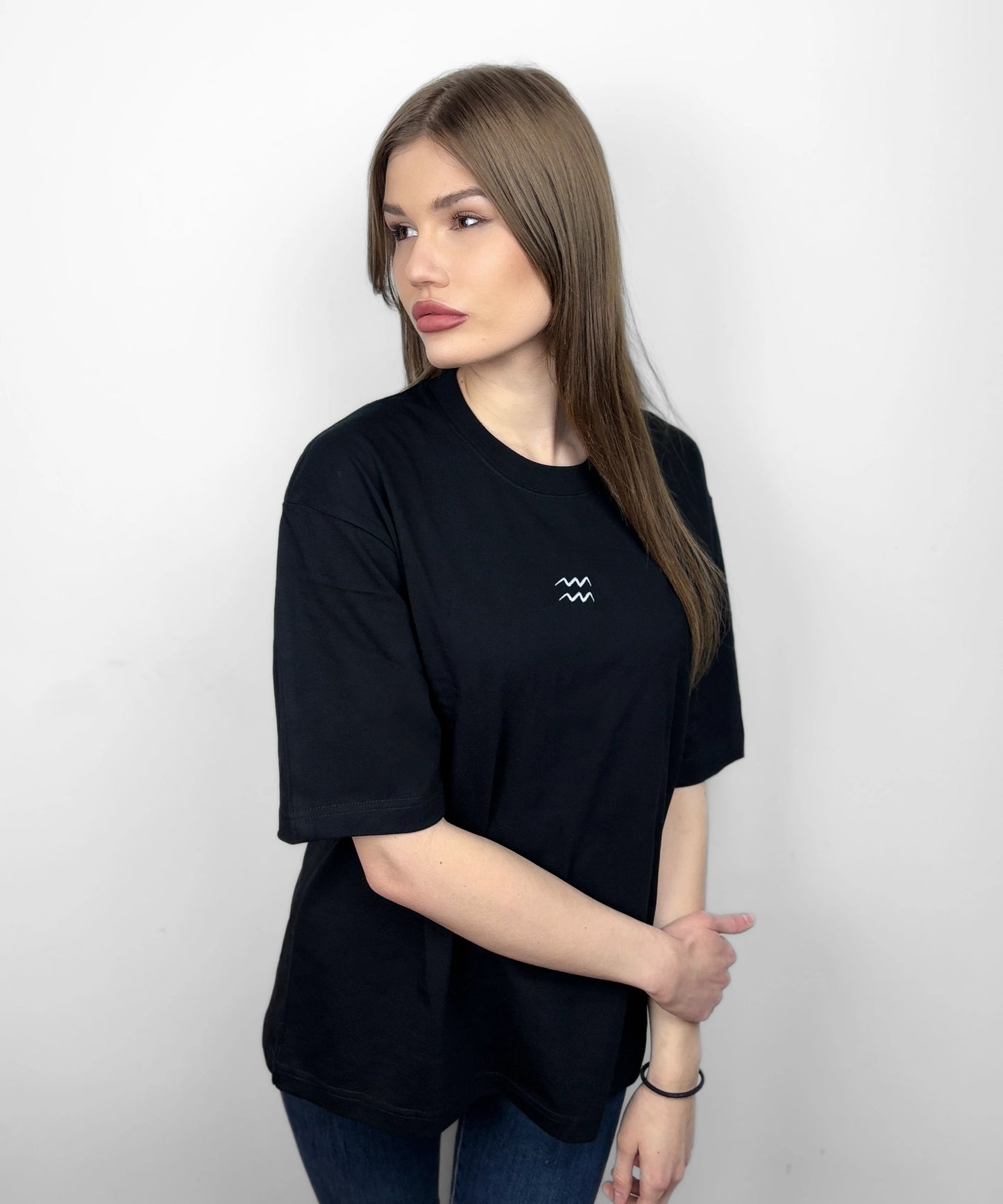 Aquarius Oversize Tee - Women