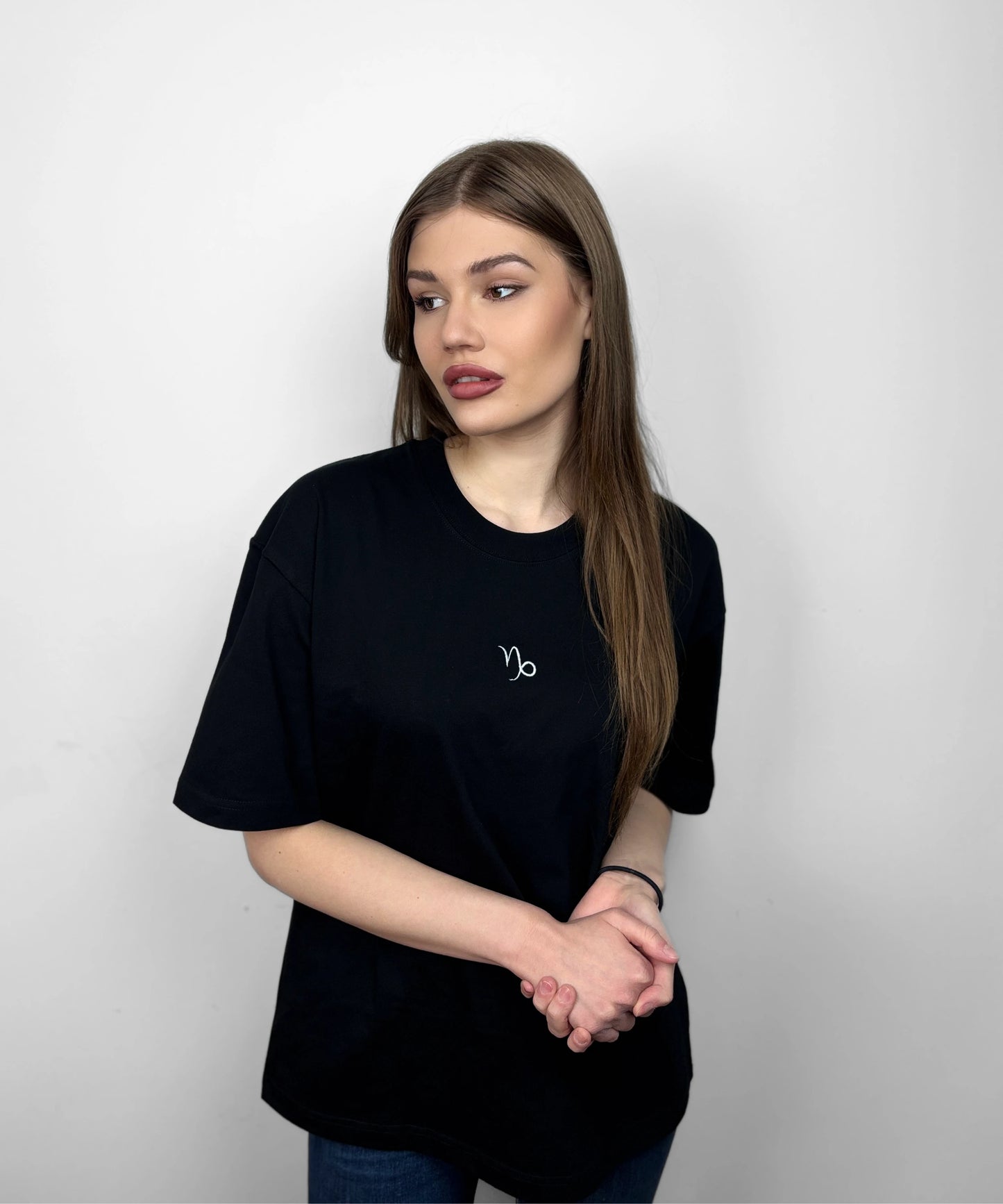 Capricorn Oversize Tee - Women