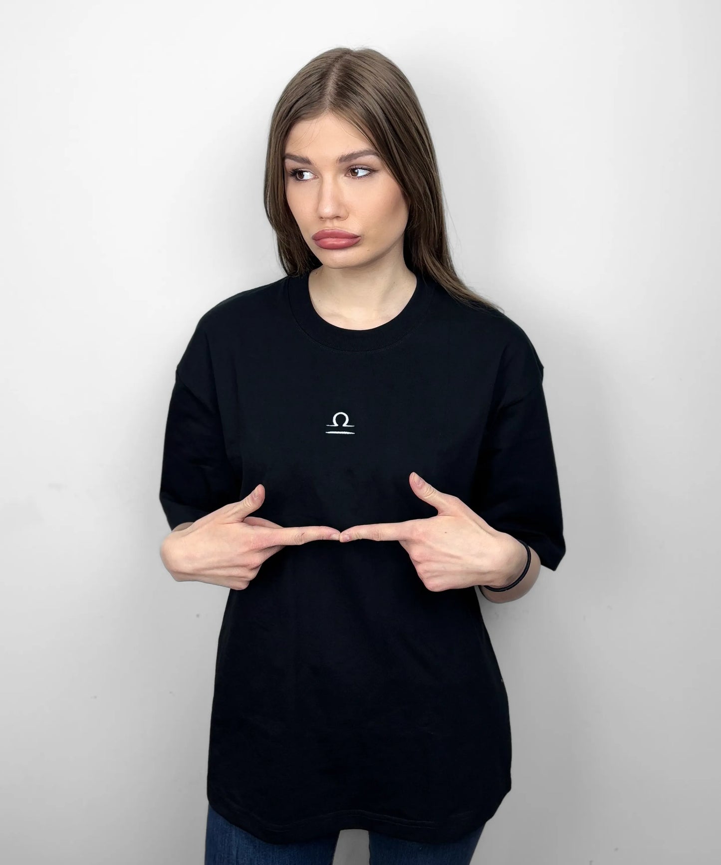 Libra Oversize Tee - Women
